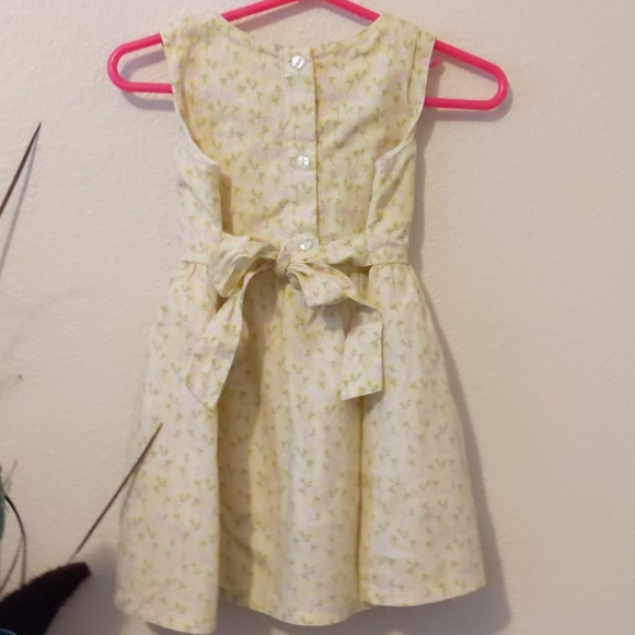 Oh so cute! Sweetie sleeveless dress - Picture 4 of 4